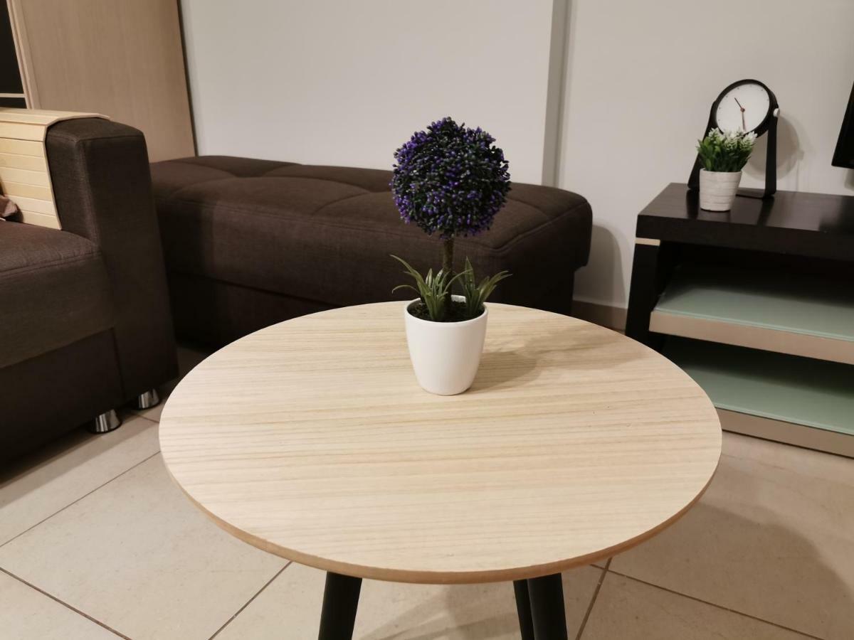 Pall'S Minimal Apartment Néa Péramos Exteriér fotografie